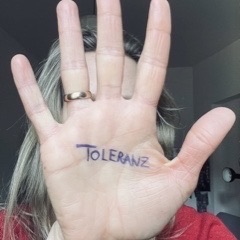 Hachtmann Hand Frauentag Toleranz