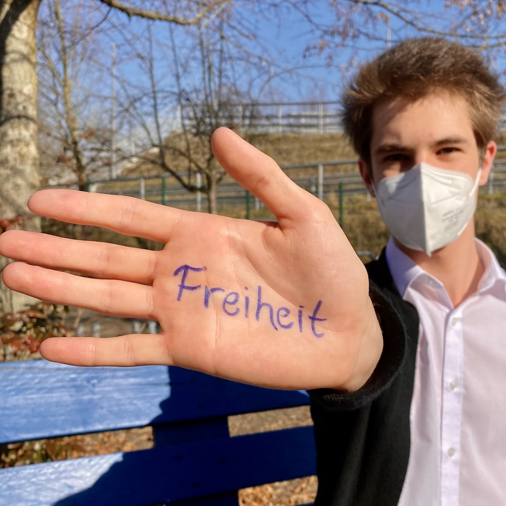 Felix Kindlein Hand Frauentag Freiheit
