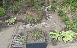 Betriebspraktikum Schülerpraktikum 9. Klasse Jahrgang Treppenhaus Gartenarbeit Beete