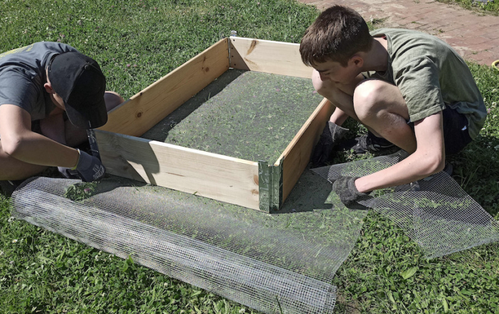 Betriebspraktikum Schülerpraktikum 9. Klasse Jahrgang Treppenhaus Hochbeete